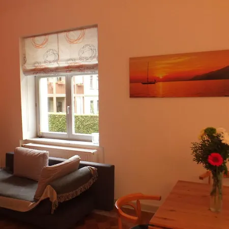 Schicke, Helle 2-zimmer-wohnung, Wenige Min. Zu Fuss Zum Marktplatz Apartment *