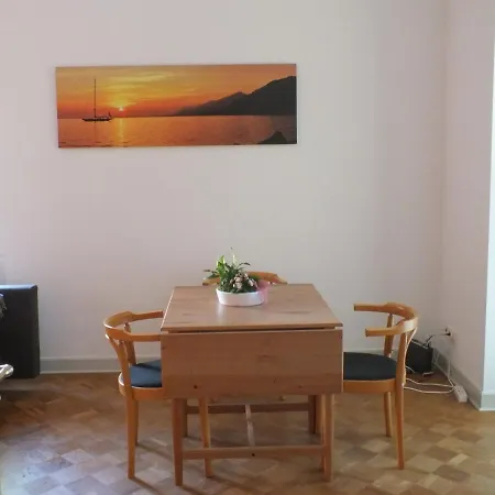 Schicke, Helle 2-zimmer-wohnung, Wenige Min. Zu Fuss Zum Marktplatz * Weimar