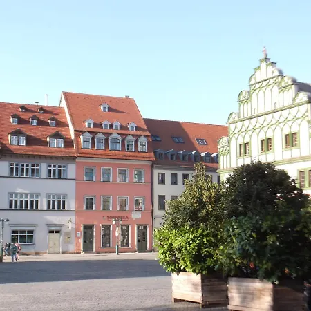 Apartment Schicke, Helle 2-zimmer-wohnung, Wenige Min. Zu Fuss Zum Marktplatz